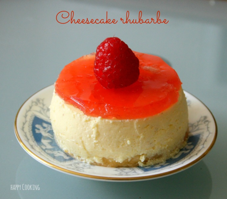 Cheesecake et gelée de rhubarbe